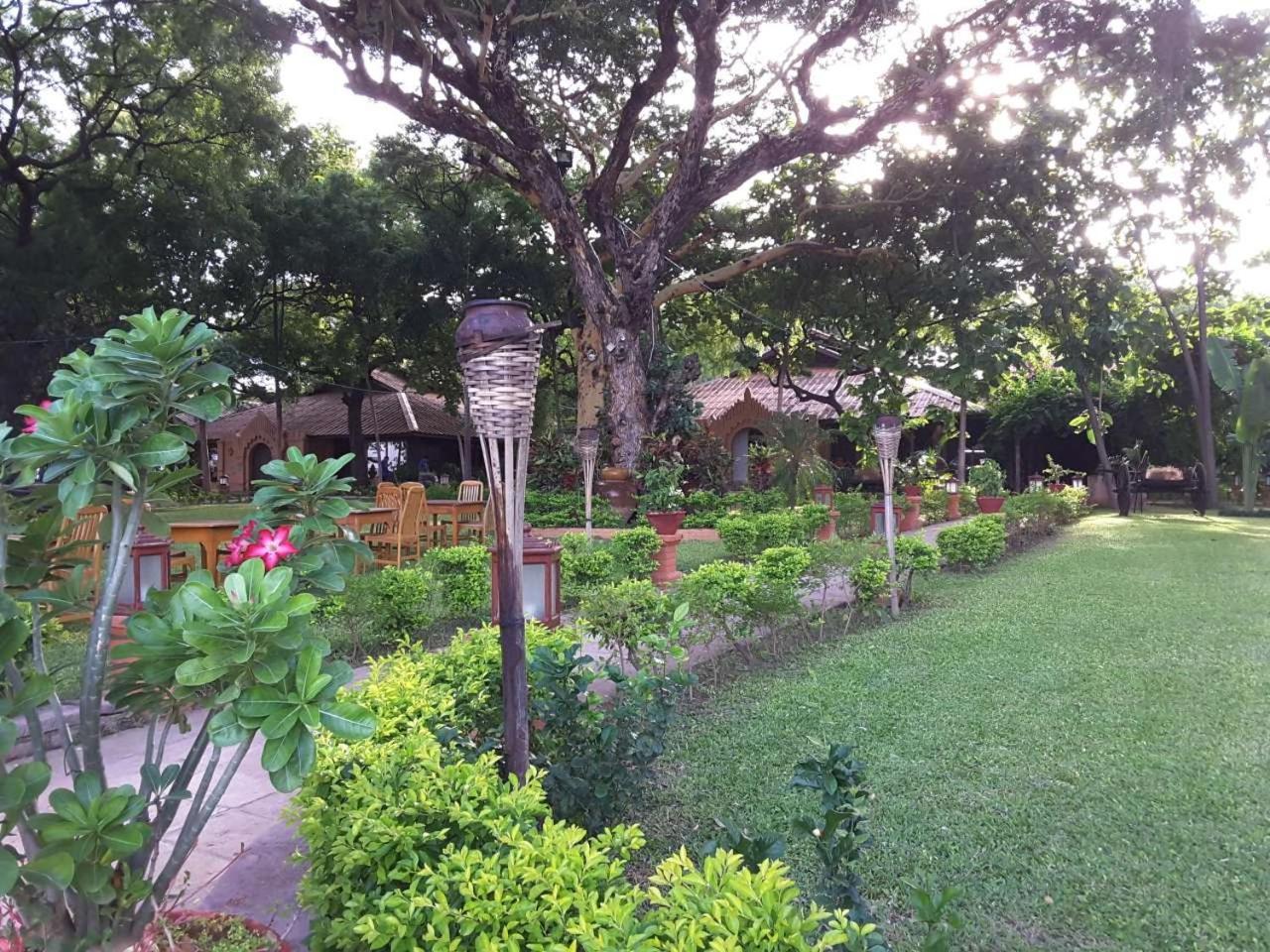 Kma Bagan Hotel Exterior foto