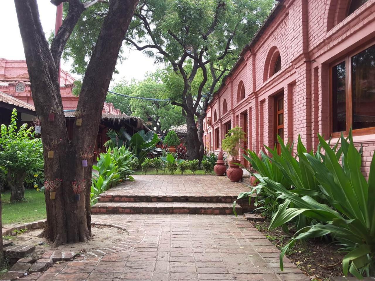 Kma Bagan Hotel Exterior foto